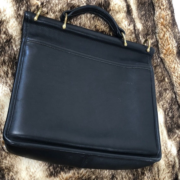 Vintage Coach Willis Hungary Black Leather Bag - Picture 11 of 16